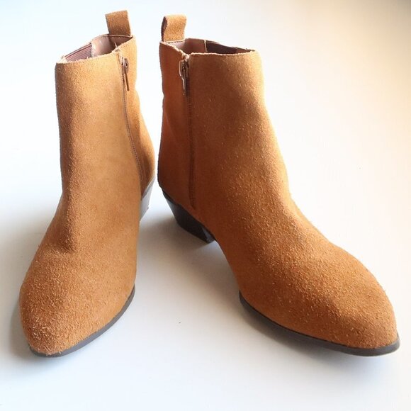 Gap Tan Suede Leather Almond Toe Block Heel Chelsea Booties Ankle Boots Size 7.5 - Picture 4 of 15